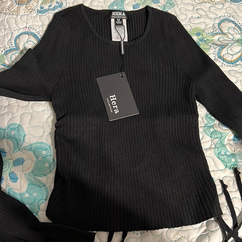 Long sleeve black